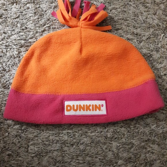 #621 ABC6 DUNKIN DONUTS THANKSGIVING DAY PARADE. FIRST IN THE NATION FLEECEHAT. - Picture 3 of 4
